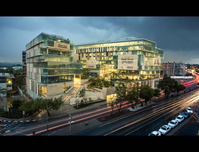 BUSINESS PROPERTY TO RENT IN SANDHURST